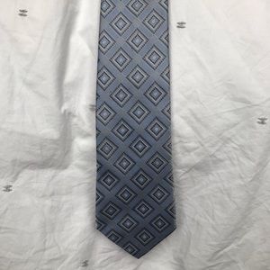 Silk tie